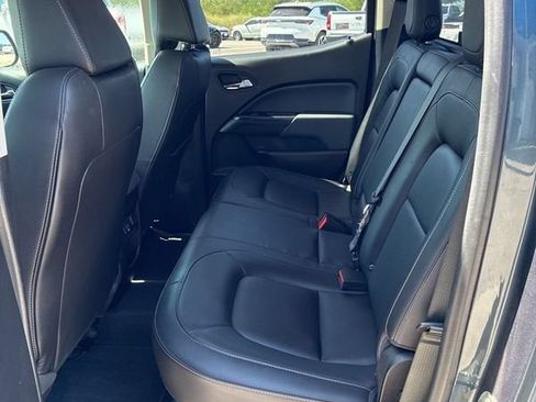 Used 2019 Chevrolet Colorado Z71 AWD/4WD image 6