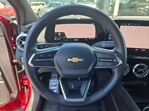 Used 2025 Chevrolet Blazer EV LT AWD/4WD image 20