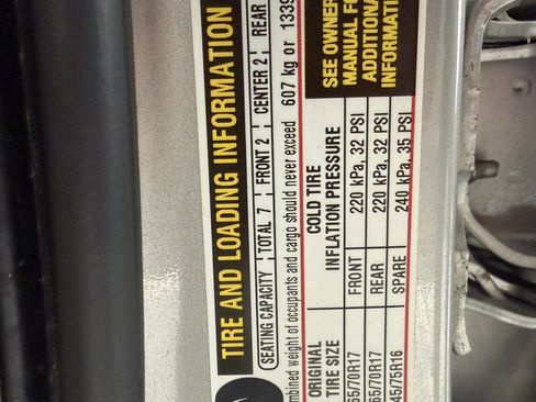 Used 2004 Cadillac Escalade ESV AWD image 36