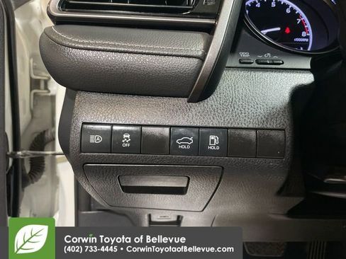 Used 2024 Toyota Camry SE image 20