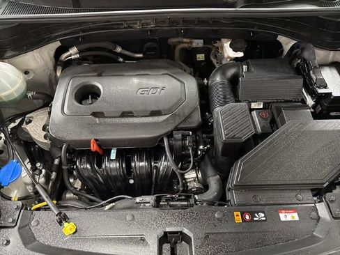 Used 2020 Kia Sportage LX image 43