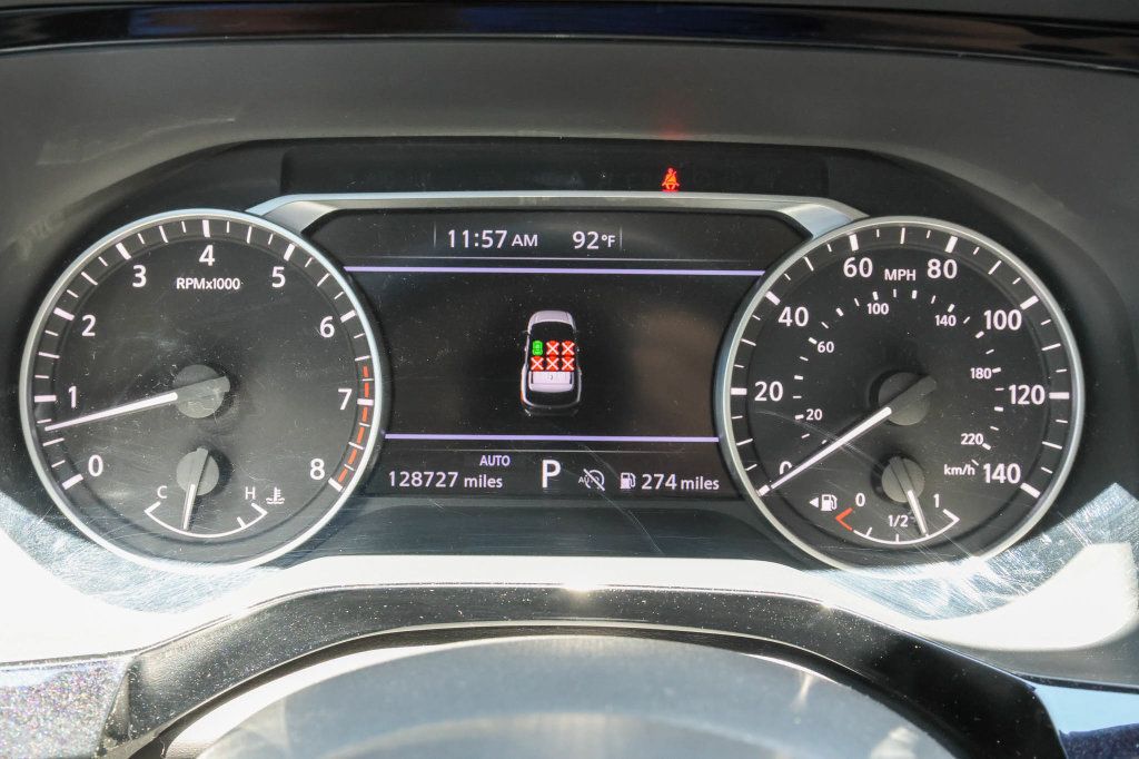 Used 2022 Nissan Pathfinder SV AWD/4WD image 30
