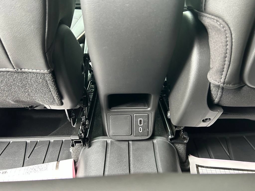 New 2026 Buick Encore GX Sport Touring w/ Studio Series AWD/4WD image 17