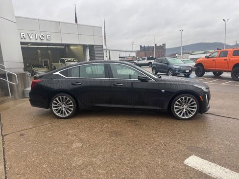 Used 2022 Cadillac CT5 Premium Luxury image 6