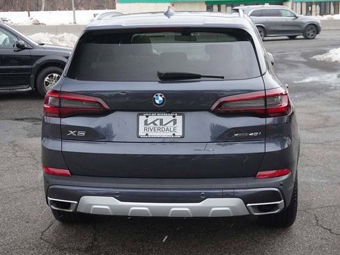 Used 2022 BMW X5 xDrive40i w/ Premium Package image 16