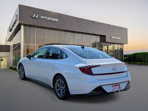 Used 2023 Hyundai Sonata SEL w/ Convenience Package FWD image 5