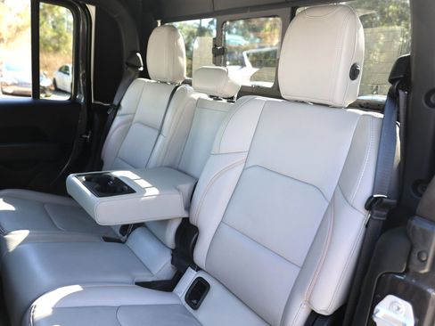 Used 2022 Jeep Gladiator Mojave w/ LED Lighting Group image 36