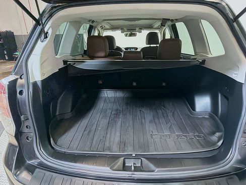 Used 2018 Subaru Forester 2.5i Touring w/ Popular Package #3B AWD/4WD image 28