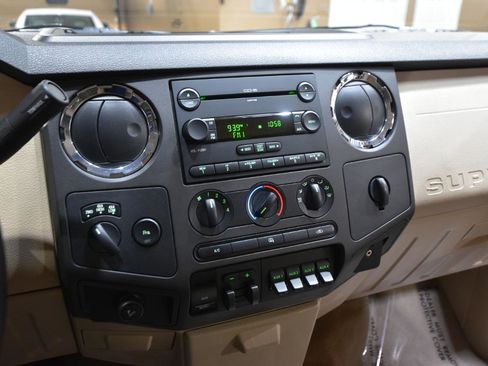 Used 2008 Ford F250 XLT AWD/4WD image 24