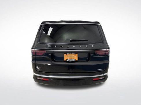 Certified 2024 Jeep Wagoneer L Series III w/ Premium Group I image 14