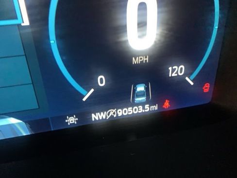 Used 2021 Ford F150 Lariat w/ Equipment Group 502A High image 16