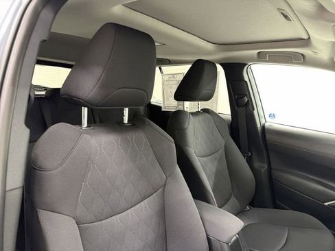 Used 2026 Toyota Corolla Cross LE w/ Moonroof Package FWD image 18