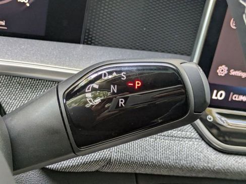New 2026 Volkswagen Tiguan S FWD image 29