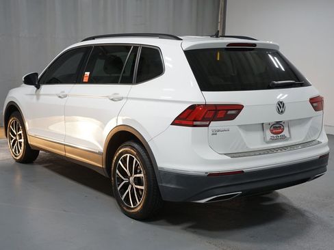 Used 2021 Volkswagen Tiguan SE image 6