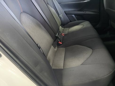 Used 2020 Toyota Camry LE FWD image 16