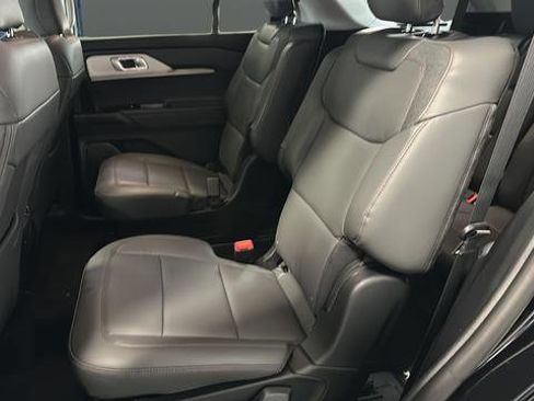 New 2026 Ford Explorer Active w/ Active Comfort Package AWD/4WD image 23