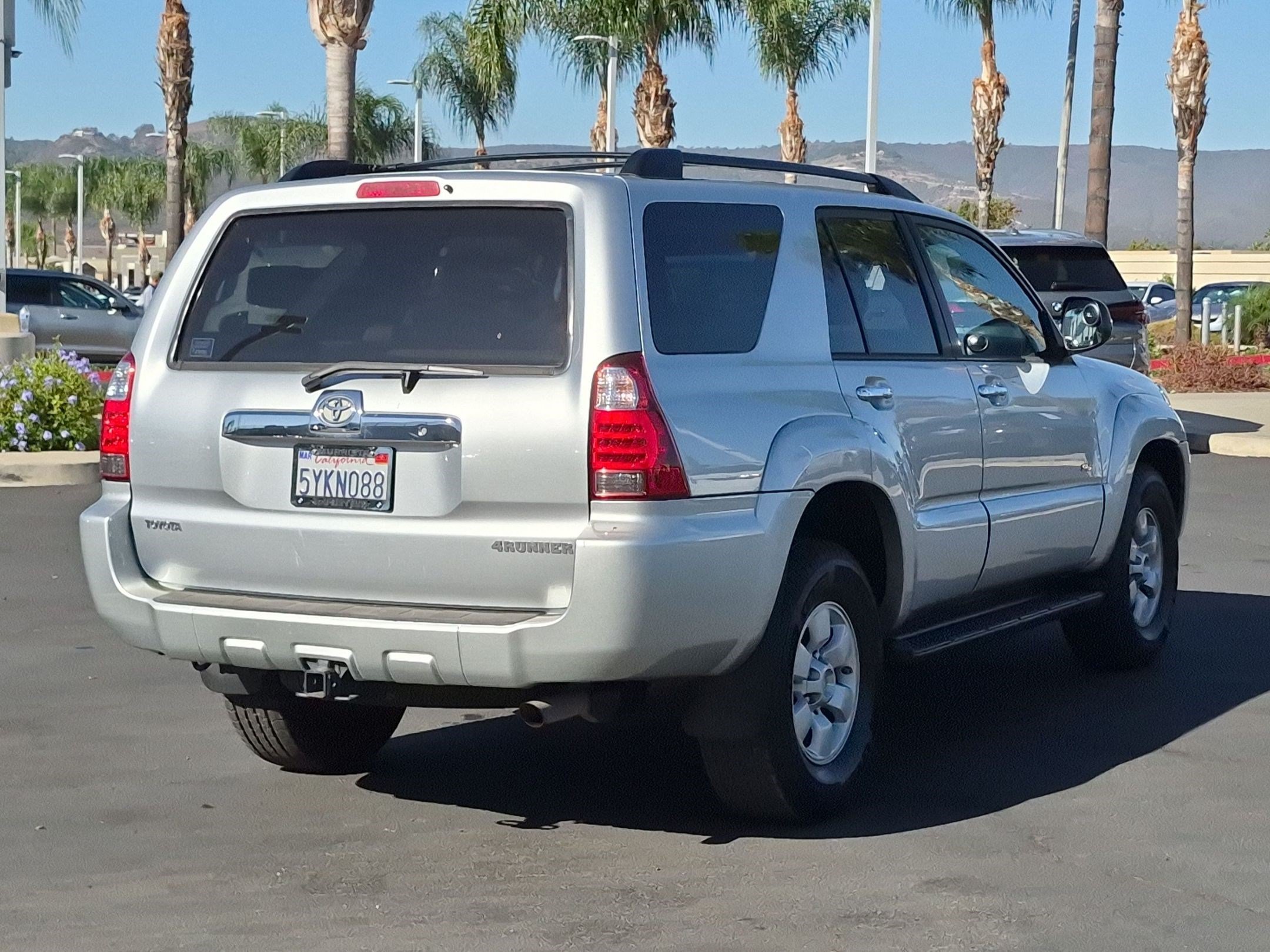 Used 2007 Toyota 4Runner SR5 RWD image 10