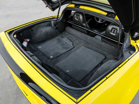 Used 2006 Chevrolet Corvette Z06 w/ Preferred Equipment Group image 47