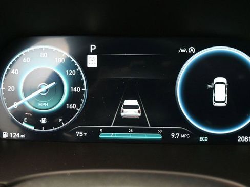 Used 2024 Hyundai Palisade Calligraphy image 9