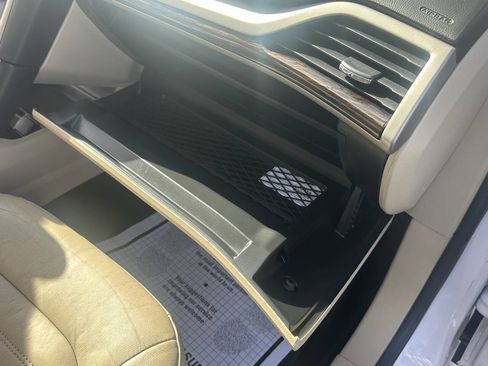 Used 2015 Ford Fusion SE w/ Equipment Group 202A image 11