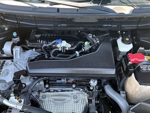 Used 2014 Nissan Rogue SV w/ SV Moonroof Package FWD image 32