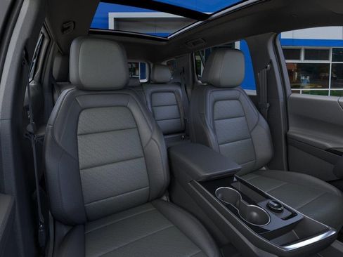 New 2026 Chevrolet Equinox LT AWD/4WD image 16