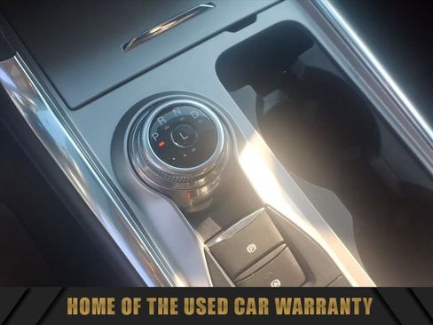 Used 2021 Ford Explorer XLT w/ Equipment Group 202A image 18