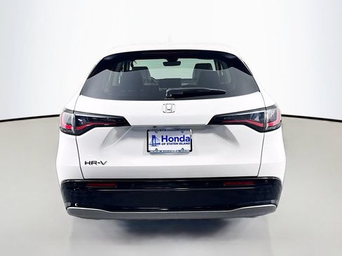 Certified 2024 Honda HR-V EX-L image 6