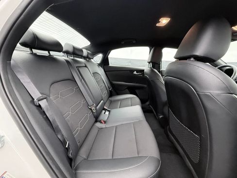 Used 2023 Kia Forte GT-Line w/ GT-Line Technology Package FWD image 16