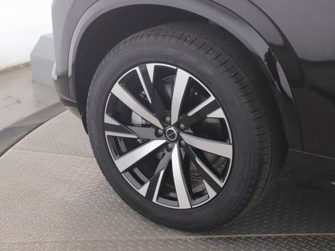 Used 2026 Volvo XC90 B5 Core image 13