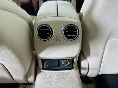 Used 2018 Mercedes-Benz E 300 image 29