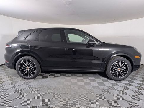 New 2026 Porsche Cayenne AWD/4WD image 8