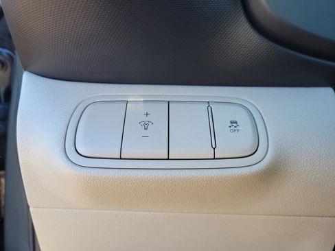 New 2026 Hyundai Venue SEL image 16