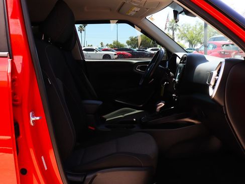 Used 2020 Kia Soul GT-Line FWD image 31