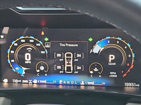 Used 2024 Chevrolet Colorado ZR2 w/ ZR2 Convenience Package III AWD/4WD image 15