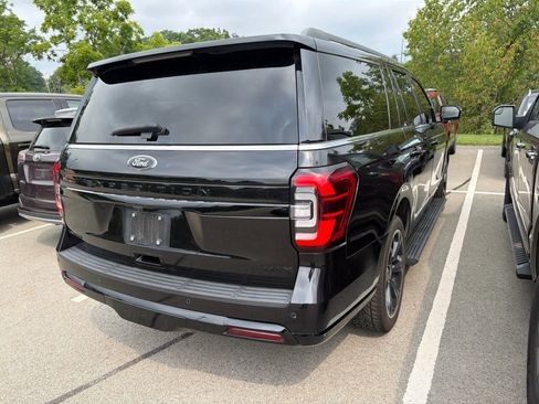 Used 2022 Ford Expedition Max Limited AWD/4WD image 7
