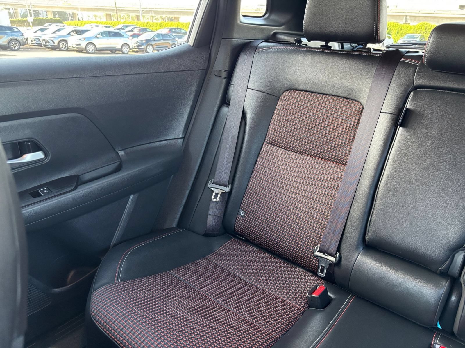 Used 2026 Nissan Kicks SR FWD image 37
