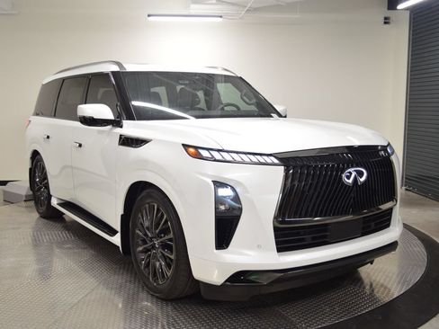 Certified 2026 INFINITI QX80 Autograph w/ Premium Cargo Package AWD/4WD image 9