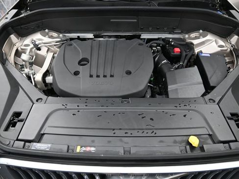 Certified 2024 Volvo XC90 B5 Plus image 13