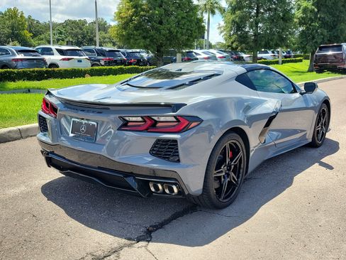 Used 2025 Chevrolet Corvette Stingray Premium Cpe w/ Z51 Performance Package RWD image 3