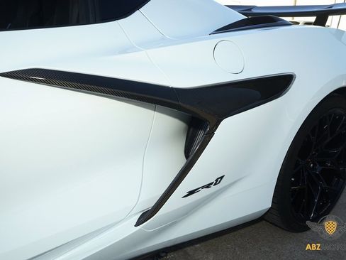 Used 2026 Chevrolet Corvette ZR1 w/ ZR1 Carbon Fiber Aero Package image 3