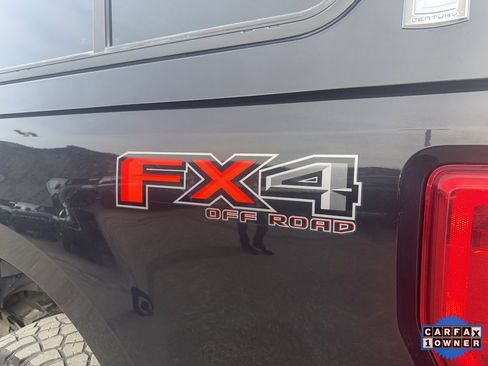 Used 2019 Ford F350 Lariat image 10