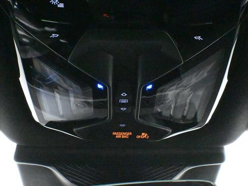 Used 2025 BMW X3 xDrive30i w/ M Sport Package image 22