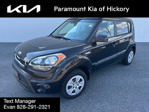 Used 2012 Kia Soul FWD image 1