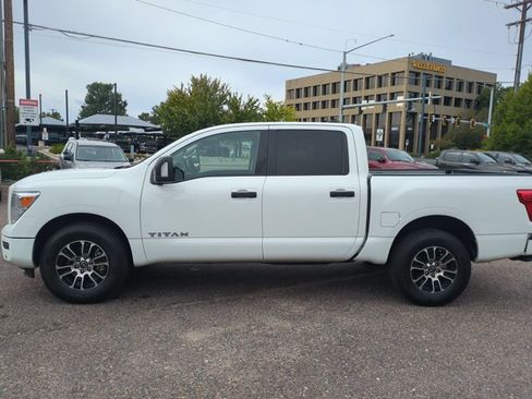 Used 2023 Nissan Titan SV w/ SV Convenience Package AWD/4WD image 8