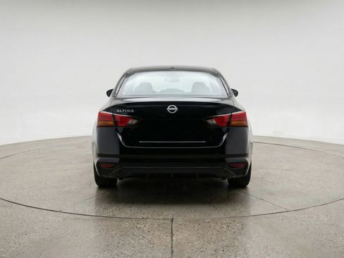 Used 2025 Nissan Altima 2.5 SV image 7