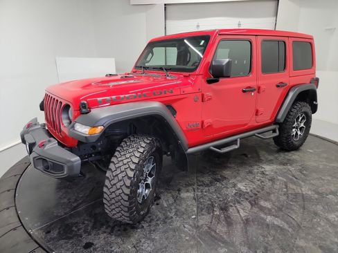 Used 2022 Jeep Wrangler Unlimited Rubicon w/ Cold Weather Group image 3