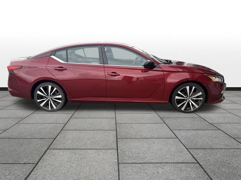 Used 2021 Nissan Altima 2.5 SR FWD image 34