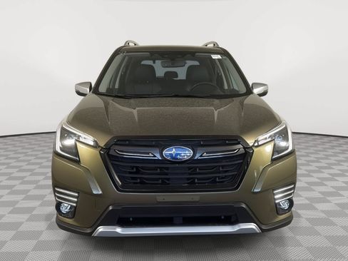 Used 2023 Subaru Forester Touring AWD/4WD image 2