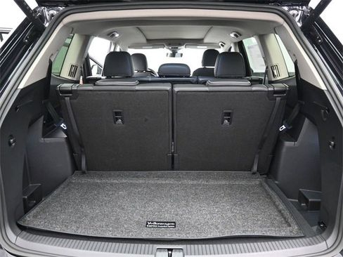 New 2026 Volkswagen Atlas SE image 12